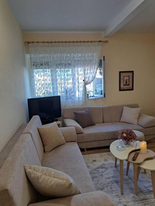 Quiet, Cozy, Luminous Apartment 티라나 외부 사진